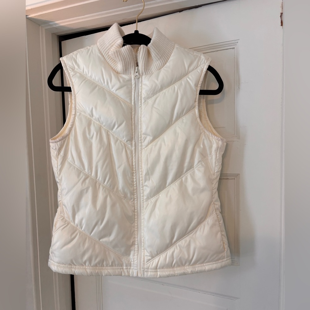 Old Navy Cozy Ivory Quilted Vest I Medium